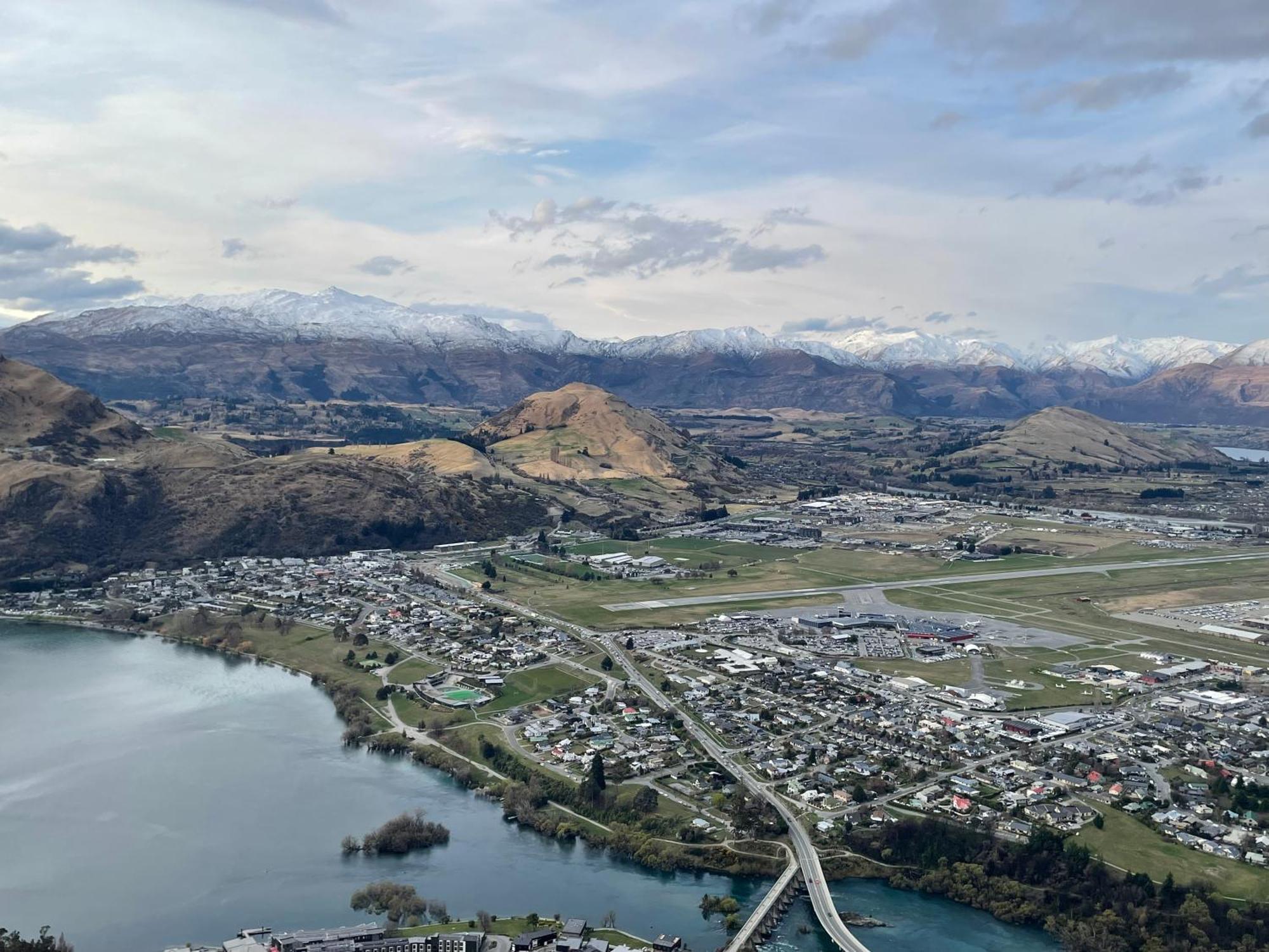 Ming'S Lakeside Goldleaf Suites Distretto di Distretto di Queenstown Esterno foto