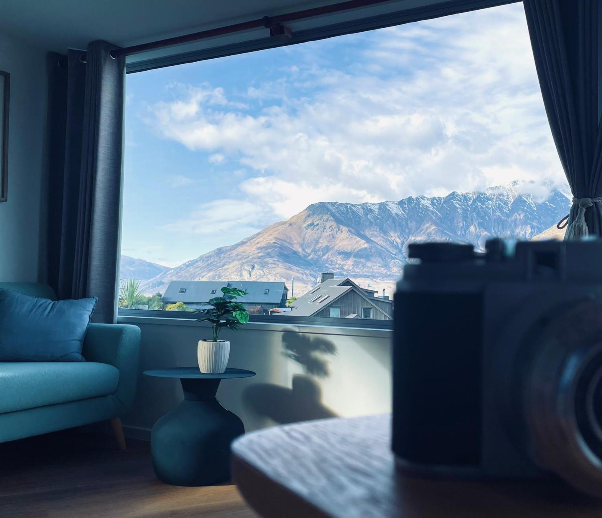 Ming'S Lakeside Goldleaf Suites Distretto di Distretto di Queenstown Esterno foto